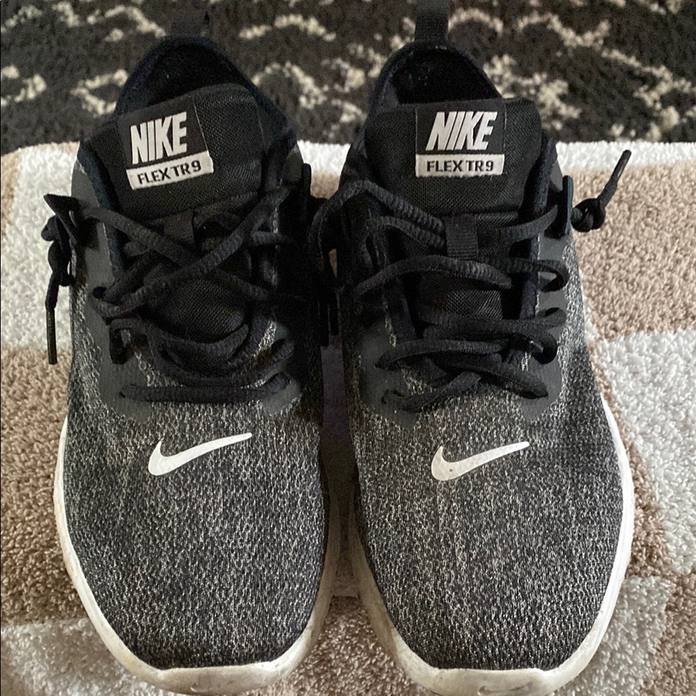 Nike Flex TR9 Women’s  Shoes - Black and White